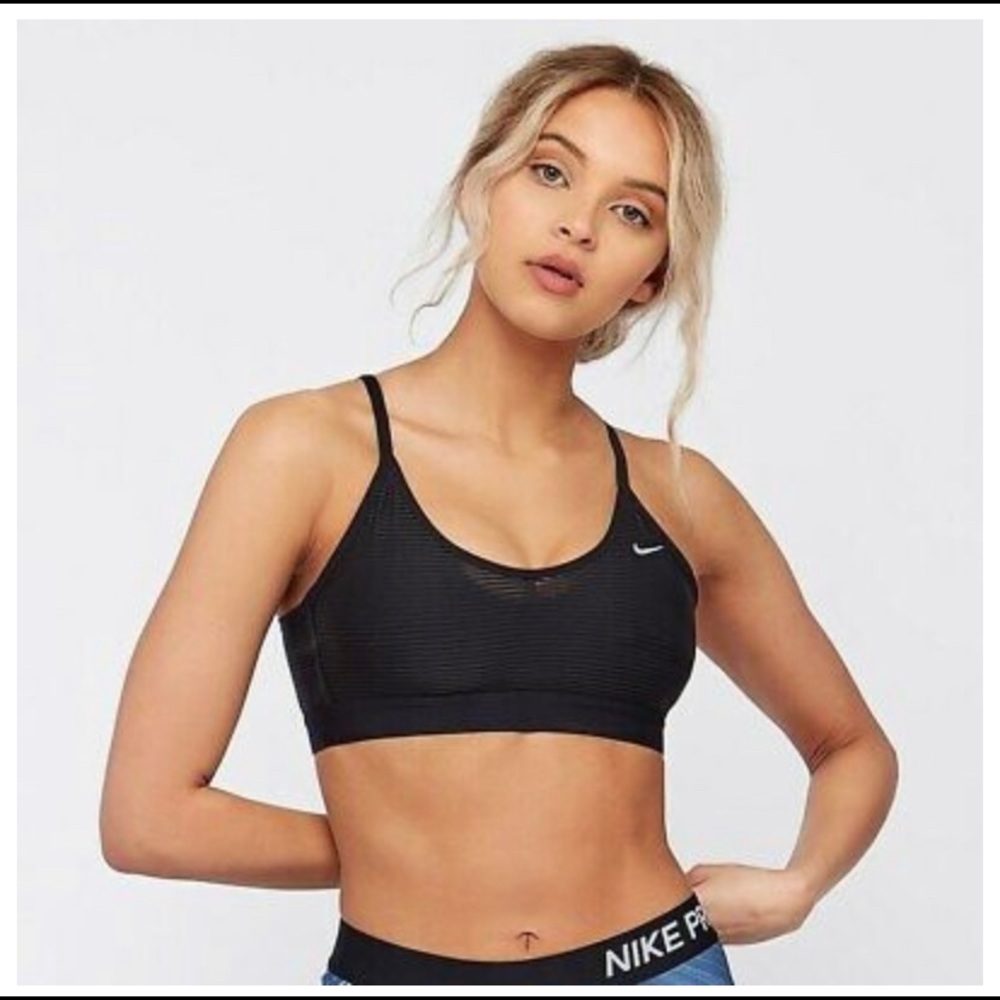 Nike Indy Sports bra NWT